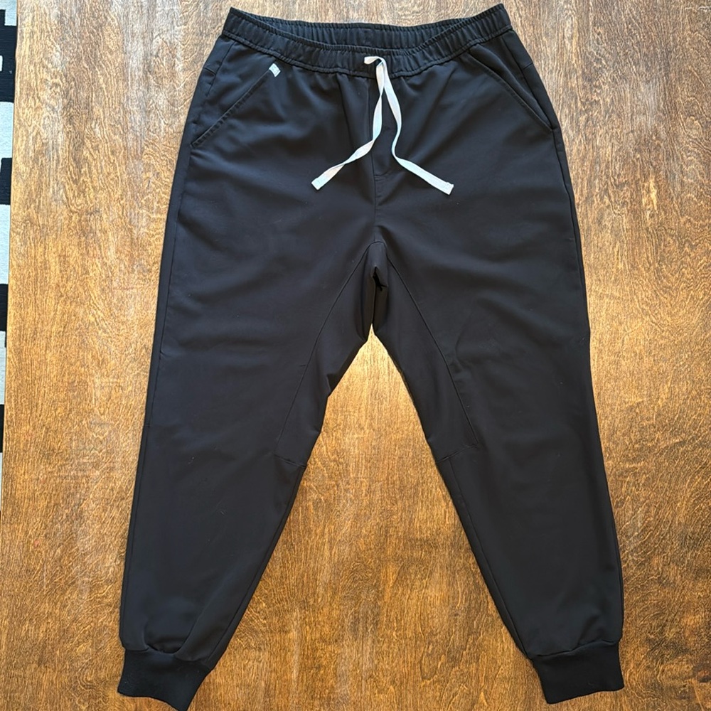 FIGS Tansen jogger scrub pants Large/Short